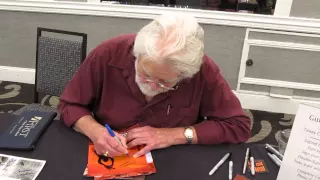 THE original Leatherface Gunnar Hansen signing autographs in Charlotte, NC!!