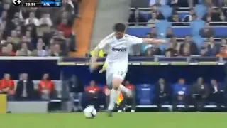 Alonso amazing assist to Arbeloa (2009/10)