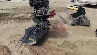 OilQuick OQ45 with OQTR tiltrotator system