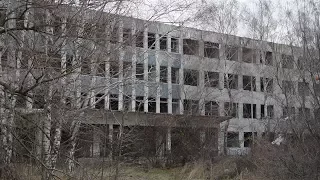 Жители мкр. Жуковского обеспокоены состоянием территории ниточной фабрики