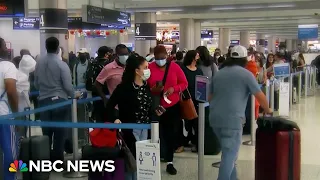 Airline baggage handling incidents raise concerns ahead of summer travel season