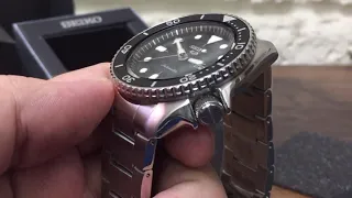 Unboxing the Seiko 5 Sports SRPD55