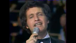 Joe Dassin - Ca Va Pas Changer Le Monde (live 1980)