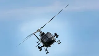 Helikopter statt Homeoffice: Riskanter Job in der Luft