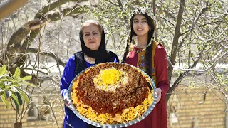 IRAN! Best Iranian Lentil Pilaf Dressed With Fresh Minced Beef Meat and Raisins And The Saffron