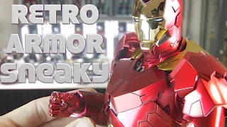 Hot Toys Retro Armor Mark 15 "Sneaky" Iron Man 3 suit unboxing.