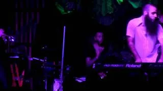 Eric Nally of Foxy Shazam eats 5 cigarettes (HQ)