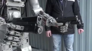 Russian Robot F E D O R Русский терминатор Федор   Тест на скорость   робот и человек !