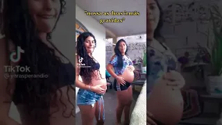 Two friends pregnant at once 🤰🏽 🤰🏽