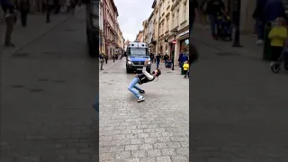 Smooth Criminal - Dance in front of the cops