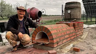 CONSTRUCTION OF A SMOKEHOUSE WITH Brick AND A WOODEN BARREL