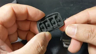 How to replace the rubber part on the key fob for Hyundai Santa Fe or similar key fobs.