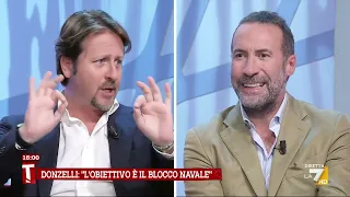 Immigrazione, l'ironia di Luca Sommi: "Chi di spot ferisce, di spot perisce..."