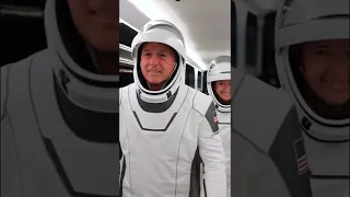 Какую зарплату получают сотрудники SpaceX и NASA