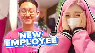 My Korean convenience store has a new employee... - HAchubby Highlights