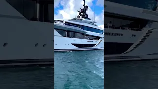 The 60.33m/197'11" motor yacht 'Comfortably Numb' was built by CRN