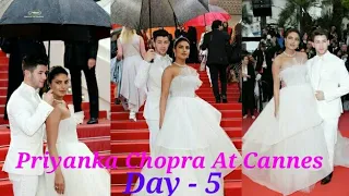 *Full Video* Nick Jonas And Priyanka Chopra Walk Hand-In-Hand At Cannes Red Carpet 2019 | Nickyanka