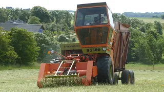BEST Of Dronningborg D5500 Self-Propelled Forage Harvester out in the field chopping grass | DK Agri