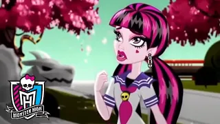 Monster High™ 💜 Draculaura in Shibooya! 💜 Cartoons for Kids