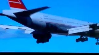 Lauda Air 777 and Virgin Blue 738 landing at Sydney Airprort, Australia