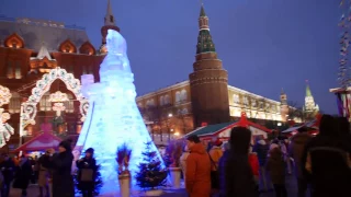 Масленица в Москве пл. Революции.