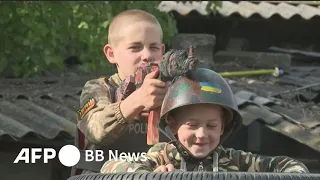 夢は兵士になること 「戦争ごっこ」で遊ぶウクライナの子どもたち（2023年5月撮影）