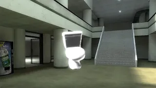 A sentient toilet hunts me in gmod