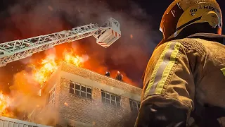 Ils Sont Bloqués Dans Un bâtiment TOTALEMENT Embrasé (Sauvetage)