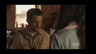 Roswell, New Mexico 4x02-Max & Liz