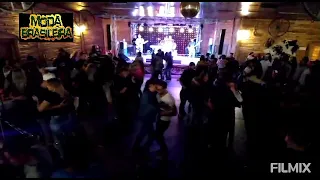 Moda Brasileira ao vivo no Rancho do Baile em Caxias do Sul