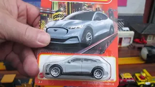 Gray 2021 Ford Mustang Mach-E 2023 Mattel Matchbox Toy Car Unboxing and Review - Electric Ride