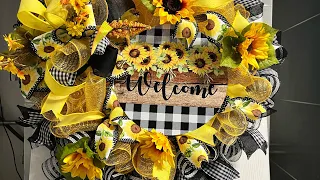 Black and White Sunflower wreath| Hard Working Mom |How to| Wreath Kit