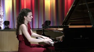 Béla Bartók: Romanian Folk Dances for Piano // Danae Dörken