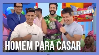 Leonardo relata loucuras que fez por amor e diz que ele é "para casar" | Vai Dar Namoro