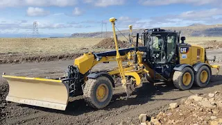 Cat 140M3 Grader with Dozer Blade