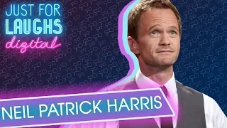 Neil Patrick Harris - Wows Crowd With Magic