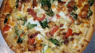 Bacon Chicken Alfredo Pizza