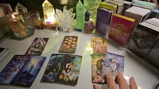 Tarot / Điều họ trăn trở khi muốn kết nối với bạn 💜