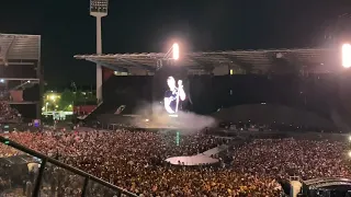 COLDPLAY Live Brussels 05/08/2022 - Magic ( Chris sing in flemish 😁 ) - King Baudouin Stadium