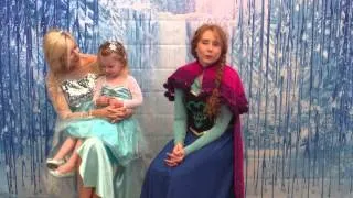 Evalyn turns 3,  Anna and Elsa sing (frozen)