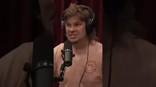 What Theo Von and Joe Rogan would do in a apocalypse