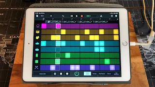 GARAGEBAND - Cool Stuff You Can Do With The BEAT SEQUENCER - iPad Demo