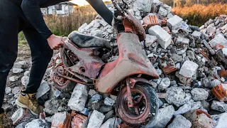 2-Stroke Scooter YAMAHA edition Valentino Rossi - Restoration Abandoned minibike 49cc