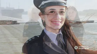 Про жінок-поліцейських у світлинах...
