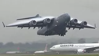AMAZING CONDENSATION US Air Force C-17 Globemaster İ - Pushback & Takeoff Melbourne A