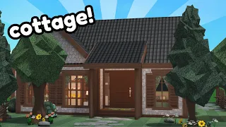 Building a COTTAGE in Bloxburg!