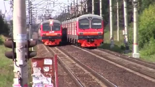 ЭД4М-0303 и ЭД4М-0356, платформа Заря