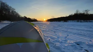 МЫ НАШЛИ РЫБУ! ЛЕСКИ РВУТСЯ! БАГРЫ ГНУТСЯ! ЗИМНЯЯ РЫБАЛКА