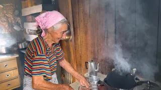 Parte 01-Dona vicentina sempre viveu uma vida não fácil # mas não deixa essa vida por nada…