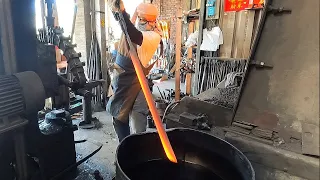 World's Sharpest  Knife!  / Detailed video of Taiwanese Super long  bluefin tuna knife making)